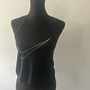 Nike Black Crop Tank Top Relaxed Fit